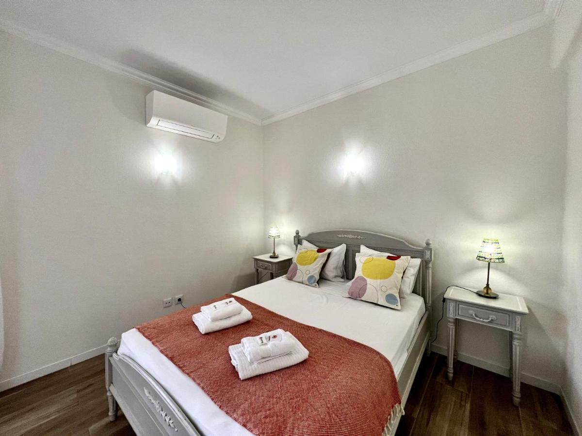 4 By Homing Apartment