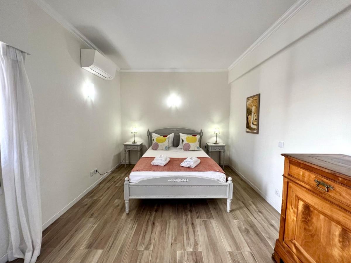 4 By Homing Apartment *